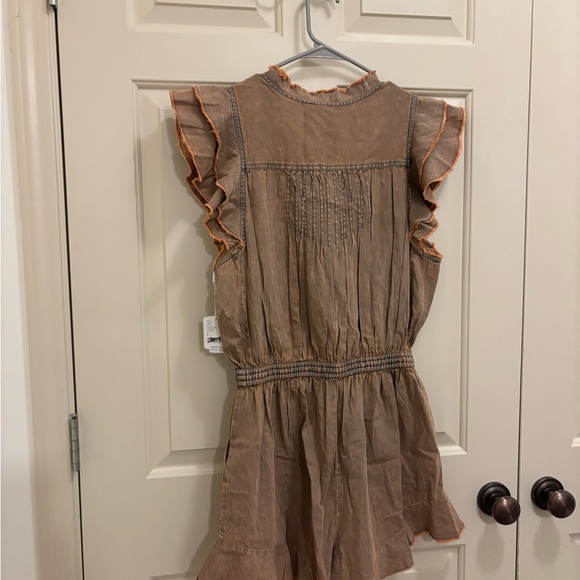 NWT!🌟Free People One Naya Chambray Romper🌟. Size Small. Color Peach. - Picture 10 of 11